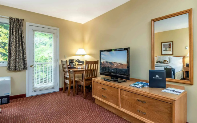 photo 3 of Grand Summit Hotel