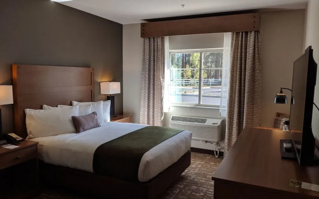 photo 3 of GrandStay Hotel & Suites