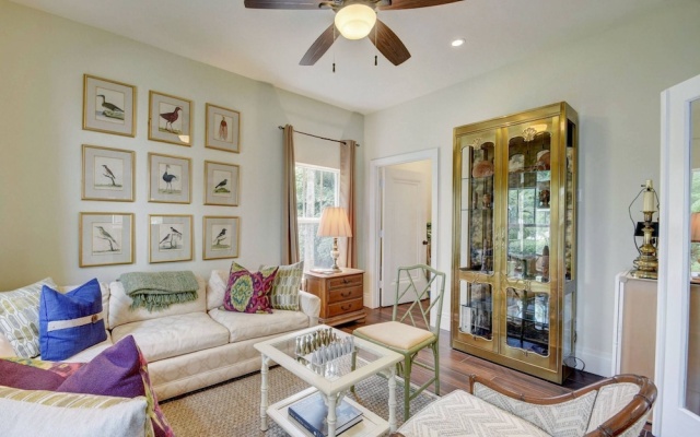 photo 3 of Grandview Heights Vacation Homes – Pink House