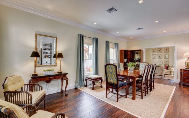 photo 5 of Grandview Heights Vacation Homes – Pink House