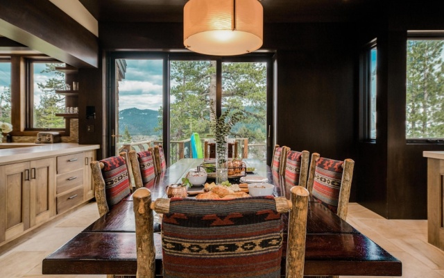 photo 3 of Bronson by AvantStay | Sleeps 17! On the Slopes! Squaw Valley w/Hot Tub&Fire Pit