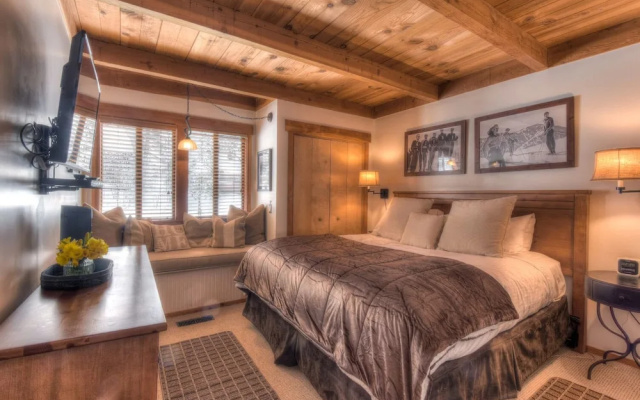 photo 4 of Granlibakken Retreat Near Tahoe Beach!