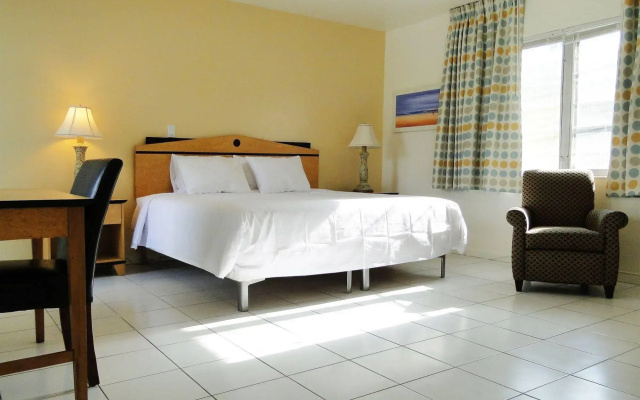 photo 3 of Great Escape Apartments by Lowkl