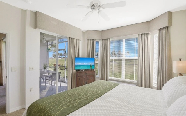 photo 4 of Greenlinks 312, Naples Florida Vacation Rentals 2 Bedroom Condo by Redawning