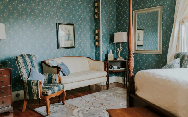 photo 4 of Greenock Manor