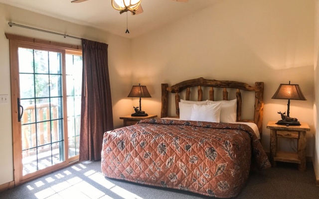 photo 4 of Grand Bear Resort at Starved Rock
