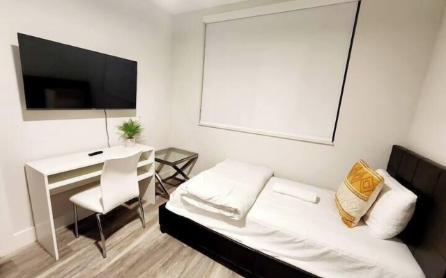 photo 4 of Group Lux great for up to 8 guests