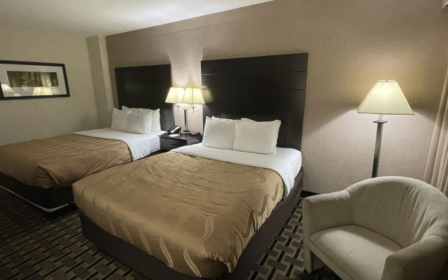 photo 3 of Quality Inn & Suites Cincinnati Downtown Area