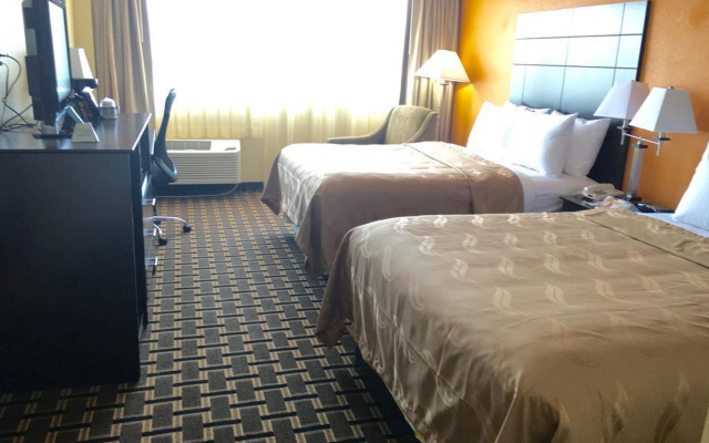 photo 5 of Quality Inn & Suites Cincinnati Downtown Area