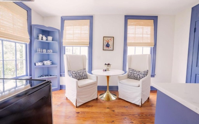 photo 2 of Guesthouse Charleston EAST 42 All