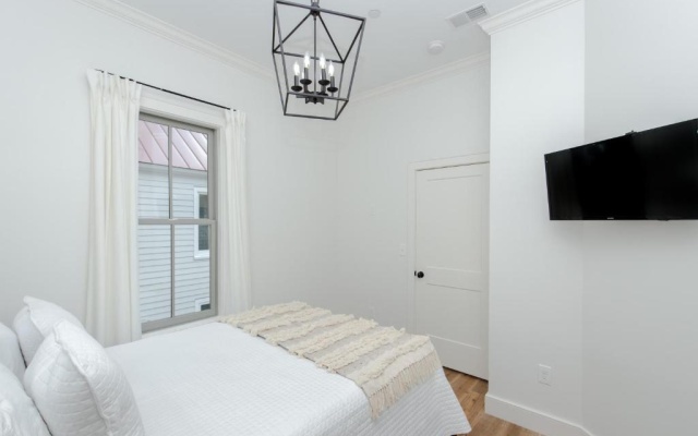 photo 4 of Guesthouse Charleston WEST 242 B and C