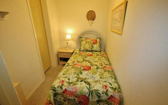 photo 5 of Hacienda del Sol I 402 Apartment 1