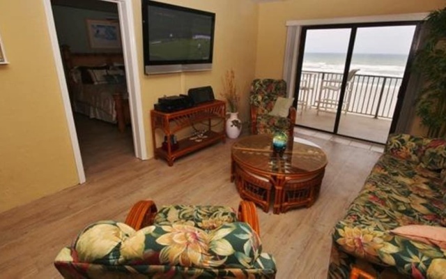 photo 4 of Hacienda del Sol II 413