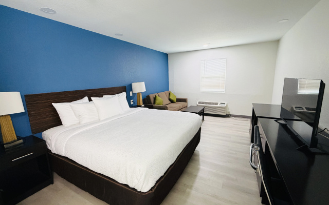 photo 2 of Hallmark Inn and Suites