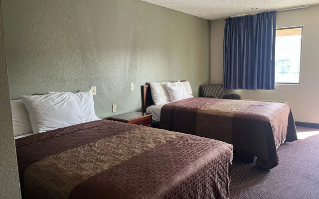 photo 5 of Hallmark Inn and Suites
