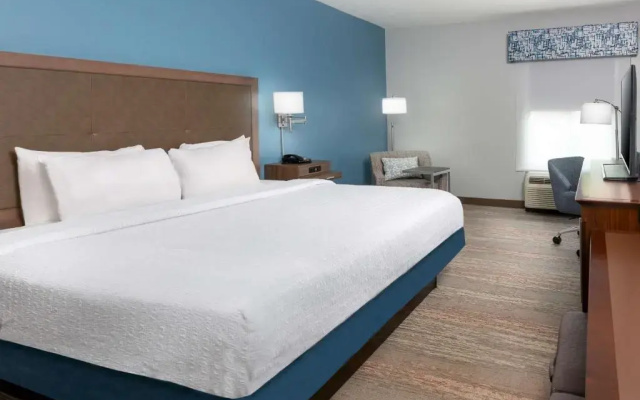 photo 4 of Hampton Inn Charlotte-Uptown
