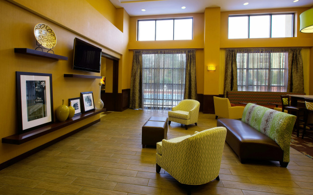 photo 3 of Hampton Inn & Suites Burlington, NC