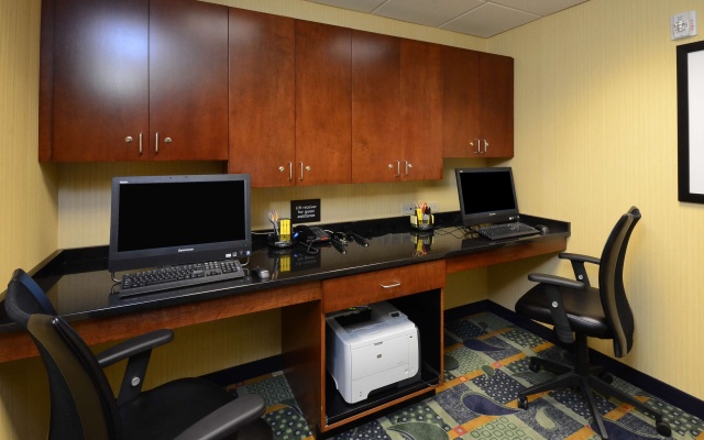photo 3 of Hampton Inn & Suites Lynchburg