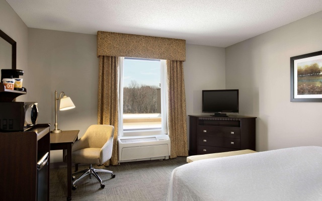 photo 3 of Hampton Inn & Suites Mahwah
