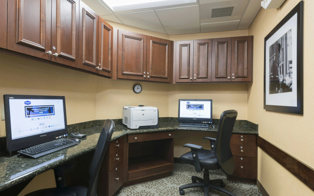 photo 3 of Hampton Inn & Suites Hartford-Manchester