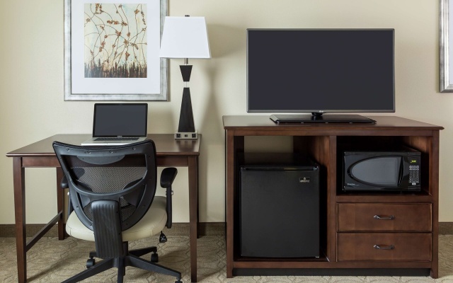 photo 4 of Hampton Inn & Suites Philadelphia Montgomeryville
