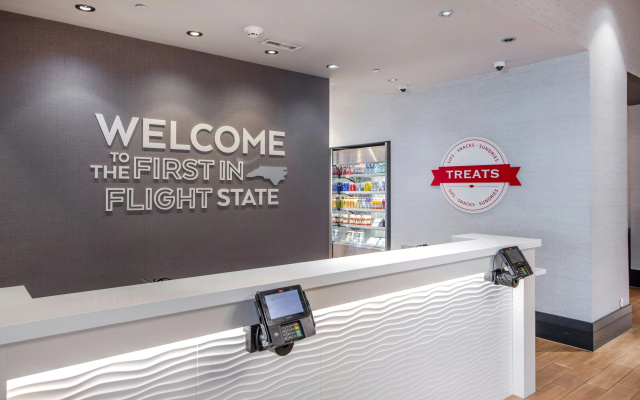 photo 2 of Hampton Inn & Suites Raleigh-Durham Airport-Brier Creek