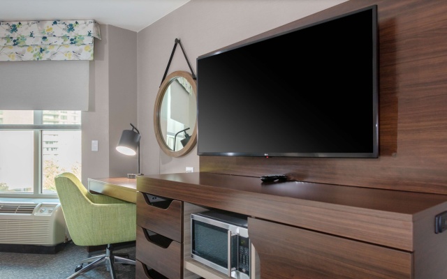 photo 5 of Hampton Inn & Suites Arlington Crystal City DCA
