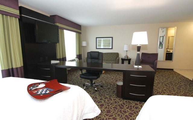 photo 5 of Hampton Inn & Suites Sandusky/Milan