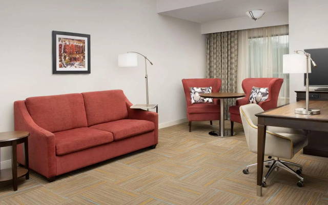 photo 4 of Hampton Inn & Suites by Hilton Phoenix Tempe