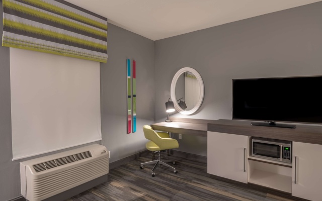 photo 5 of Hampton Inn & Suites Dallas/Plano Central