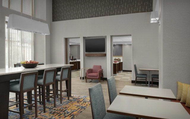 photo 3 of Hampton Inn & Suites Georgetown/Austin North