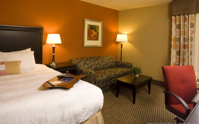 photo 2 of Hampton Inn Ashevillei26 Biltm