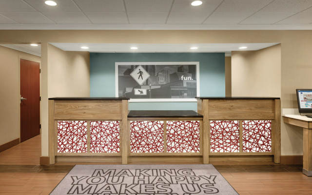 photo 2 of Hampton Inn Atlanta Buckhead