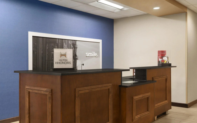 photo 2 of Hampton Inn Birmingham I-65/Lakeshore Drive