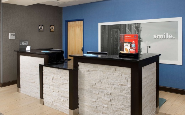 photo 5 of Hampton Inn Birmingham I-65/Lakeshore Drive