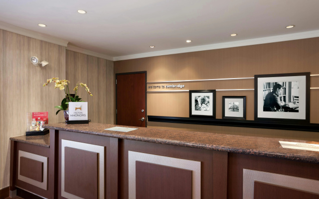 photo 3 of Hampton Inn by Hilton Boston/Cambridge