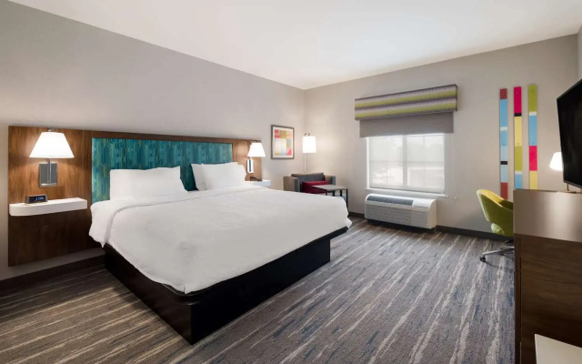 photo 2 of Hampton Inn by Hilton Concord