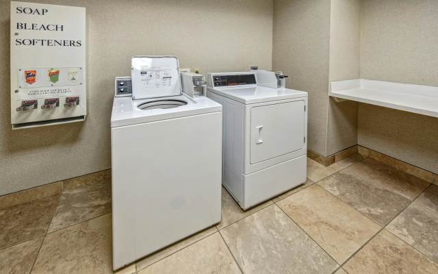 photo 4 of Hampton Inn Cambridge