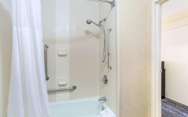 photo 4 of Hampton Inn Chattanooga Airport