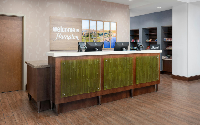 photo 3 of Hampton Inn Cleveland, TN
