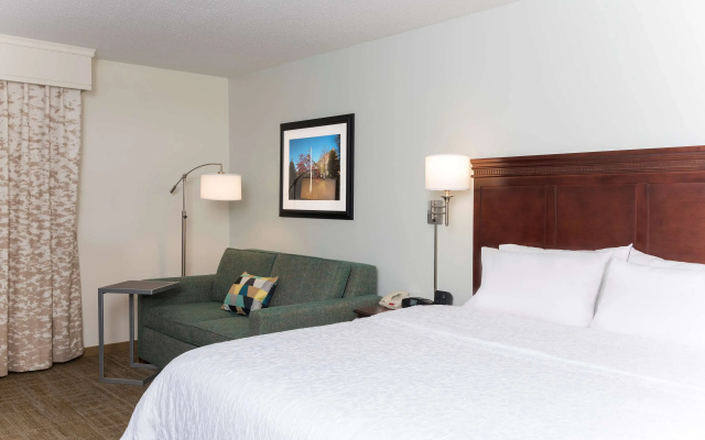 photo 4 of Hampton Inn East Lansing