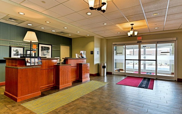 photo 2 of Hampton Inn Ellsworth/Bar Harbor