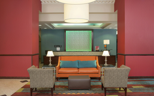 photo 5 of Hampton Inn Indianapolis Downtown Across from Circle Centre