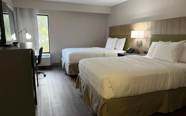 photo 5 of Wingate by Wyndham Jacksonville FL