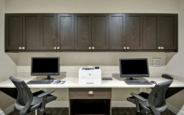 photo 3 of Hampton Inn Livonia Detroit