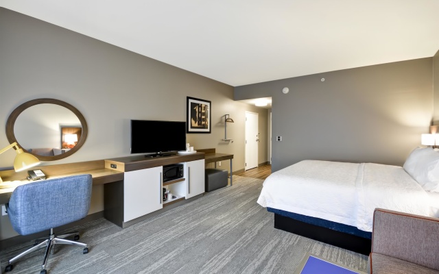 photo 5 of Hampton Inn Livonia Detroit