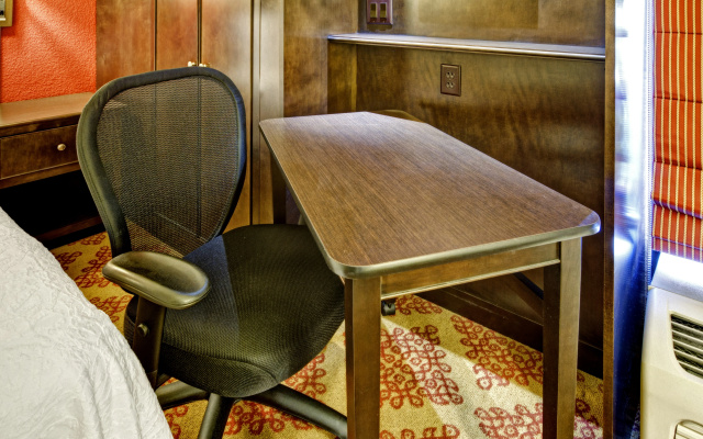 photo 3 of Hampton Inn Nashville/Vanderbilt