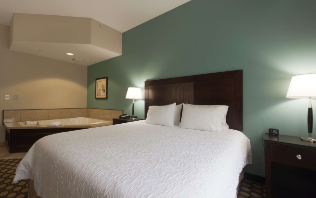 photo 3 of Hampton Inn North Brunswick / New Brunswick
