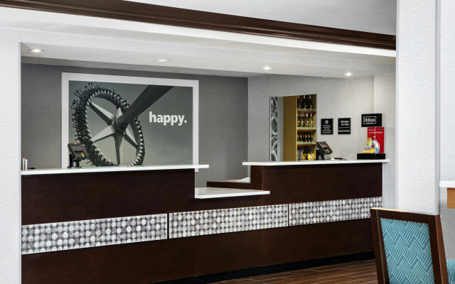 photo 2 of Hampton Inn Orlando/Lake Buena Vista