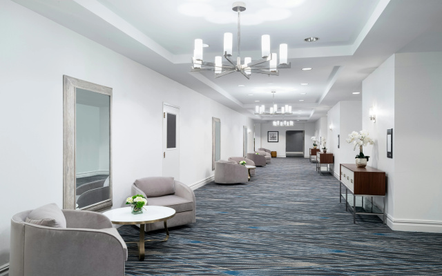 photo 2 of Hampton Inn Philadelphia Center City-Convention Center